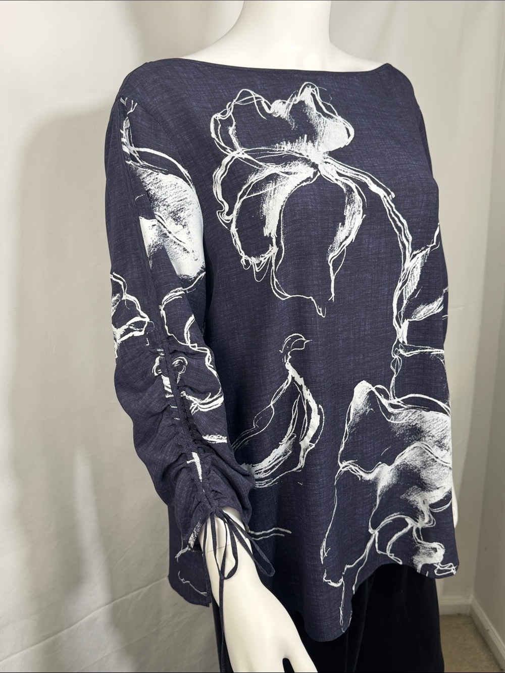 Lafayette 148 New York Georgina Silk Floral Blouse Large - Picture 6 of 11